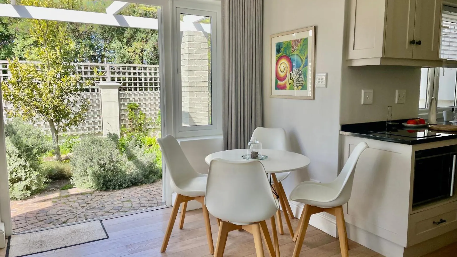 Garden Cottage - Leafy Constantia Guest House Kapstadt